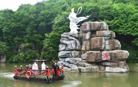 火爆出圈的福利來啦！漢江源景區(qū)年卡只需*元，無限暢游 →縮略圖