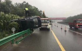 漢中發(fā)生3起交通事故！雨天行車需謹(jǐn)慎縮略圖