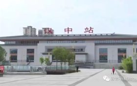 12月8日起，乘火車不再查驗(yàn)48小時(shí)核酸陰性證明縮略圖