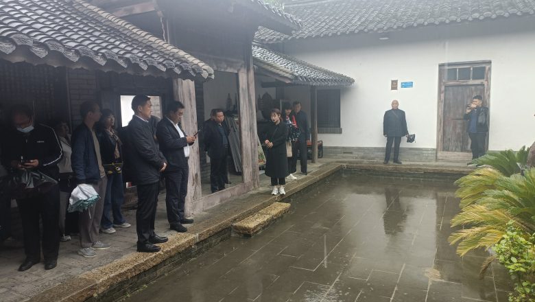 賡續(xù)紅色血脈 弘揚(yáng)紅色文化  漢中市第二屆紅色文化研討會(huì)亮點(diǎn)紛呈，成果豐碩插圖1