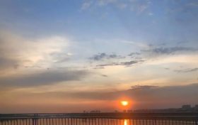 高溫藍色預(yù)警！25日至27日陜西炎熱持續(xù) 局地最高溫可達38℃以上縮略圖