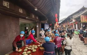 你“上刀山”，我“下火?！?，他“刀尖碰頭”！這項(xiàng)大賽在漢舉行→縮略圖