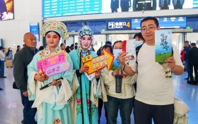 38.2萬(wàn)人次，漢中車務(wù)段“五一”小長(zhǎng)假運(yùn)輸圓滿收官！縮略圖