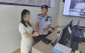 6910元現(xiàn)金遺落公交車上，漢中好司機(jī)及時(shí)歸還失主！縮略圖